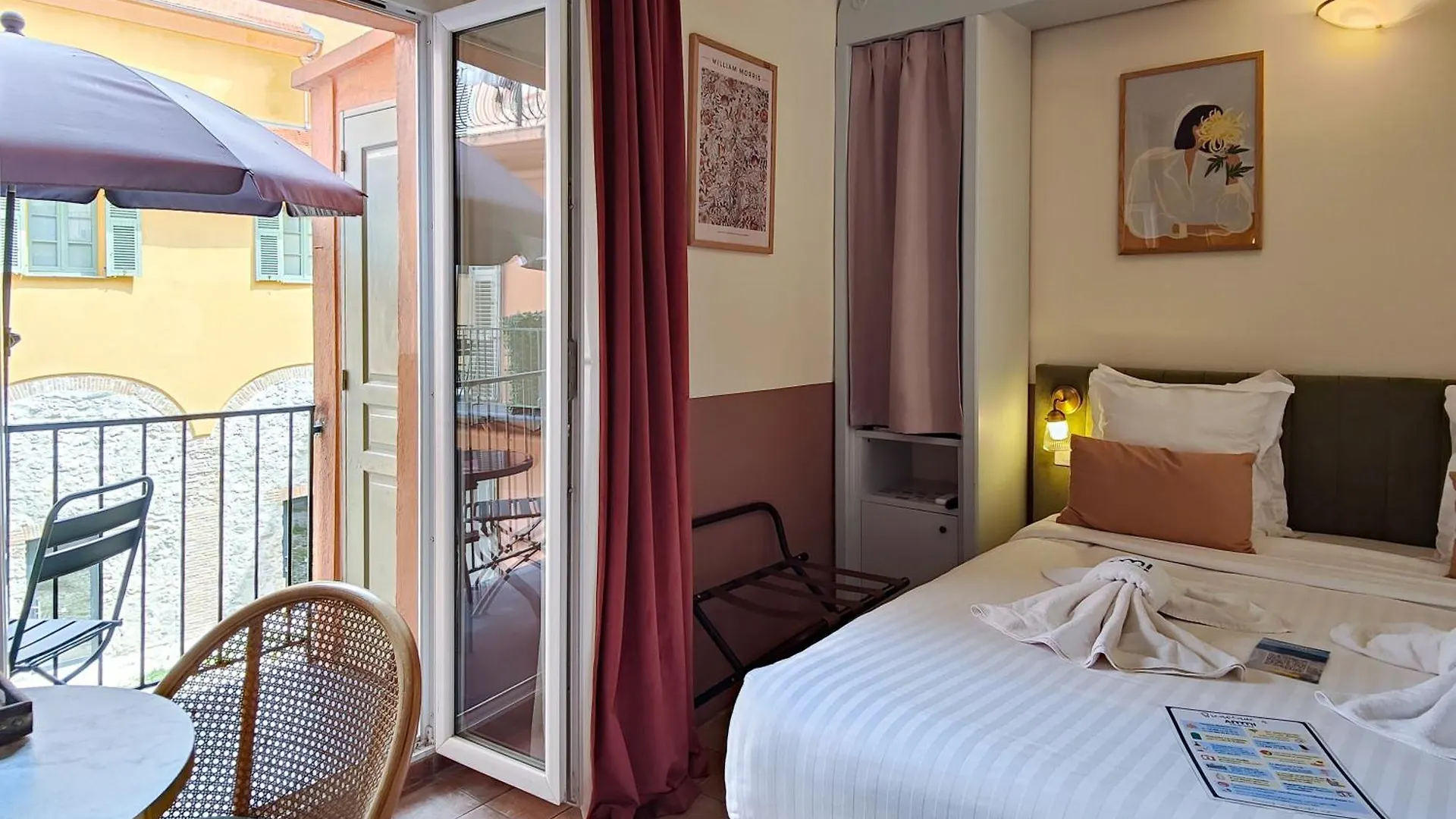*** Hotel Aparthotel Ammi Vieux Nice France